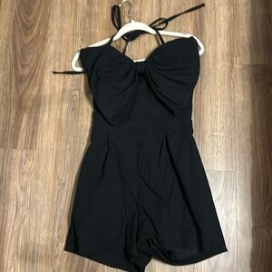 NWOT black bow short halter romper